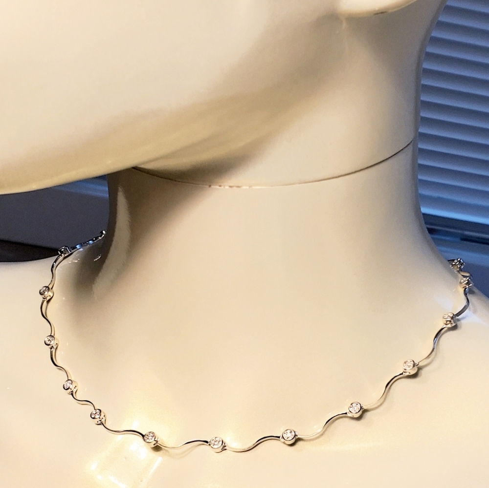 14K/DIA BEZEL WAVE STATION NECKLACE